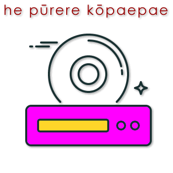 w01926_01 pūrere kōpaepae - CD player