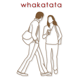 03895 whakatata - to approach 01